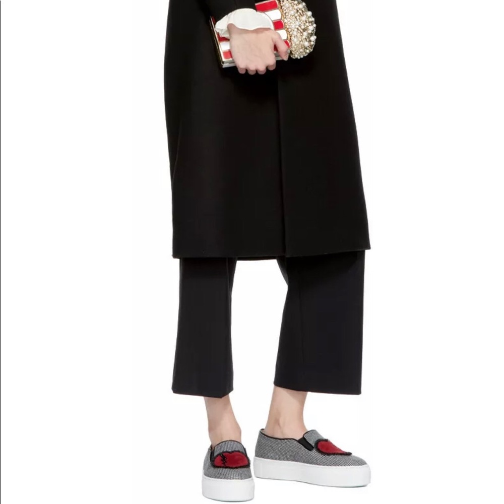 Charlotte Olympia Broken Heart Alex
Slip-On Sneakers💔